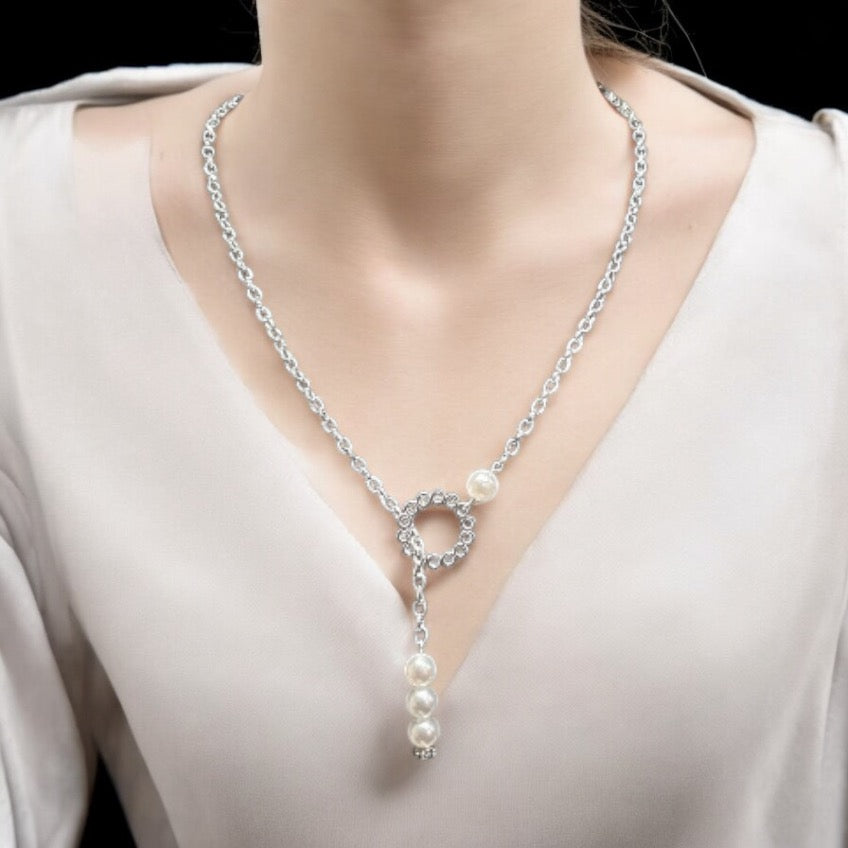 Asymmetrical Pearl Necklace