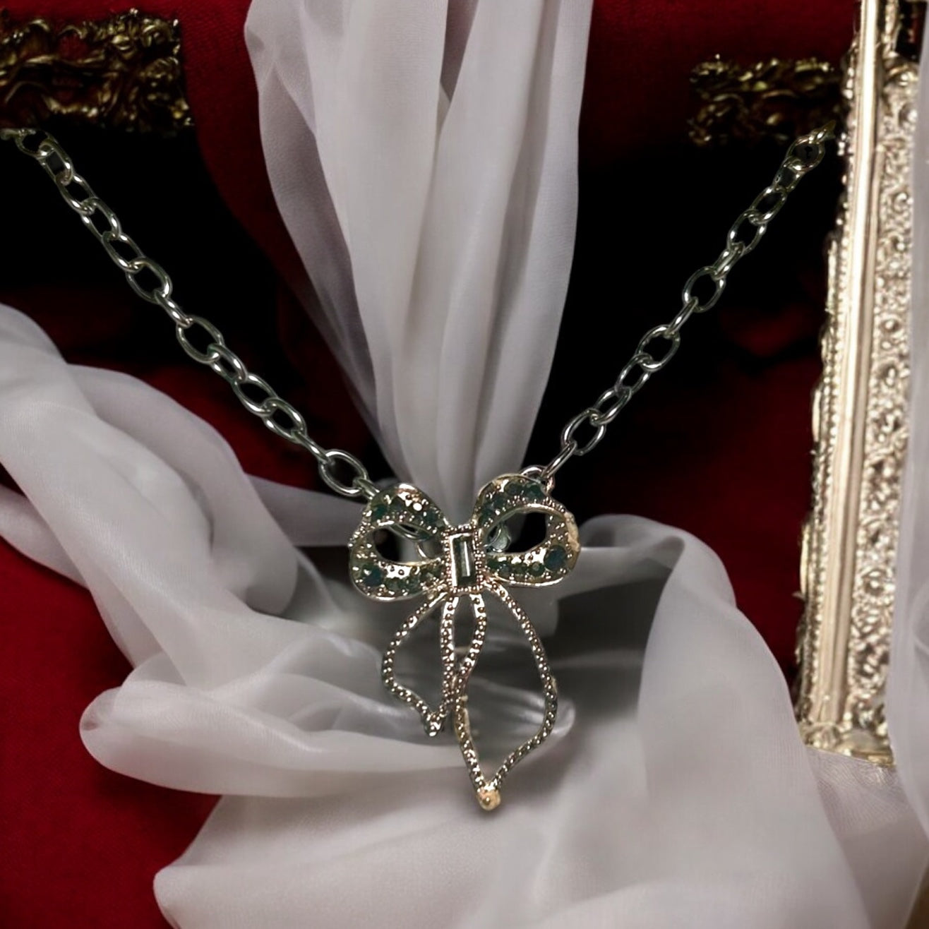 Contemporary & Vintage Bow