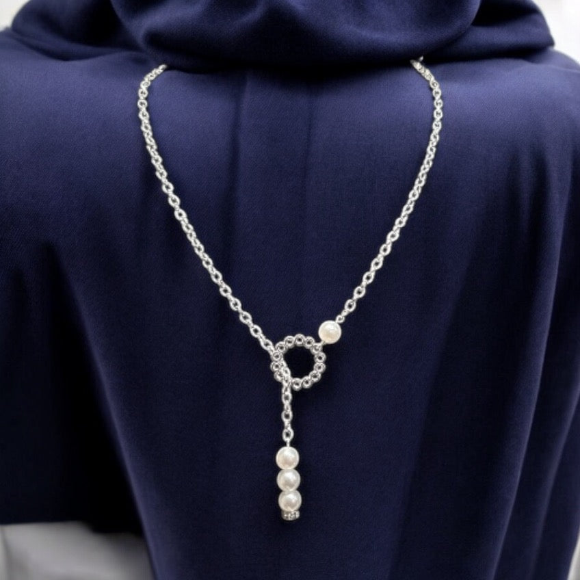 Asymmetrical Pearl Necklace