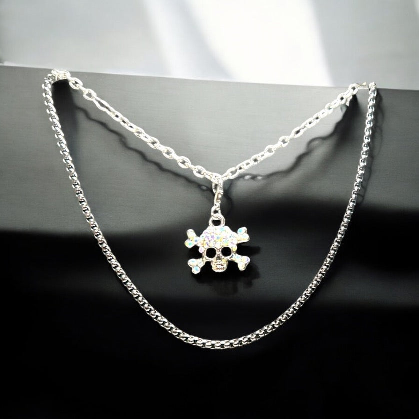 Skull and Crossbones Necklace Set