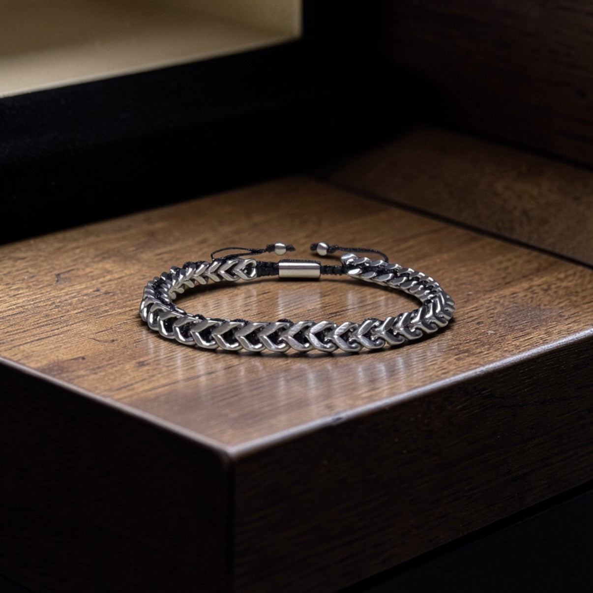 Men’s Woven Chain Bracelet