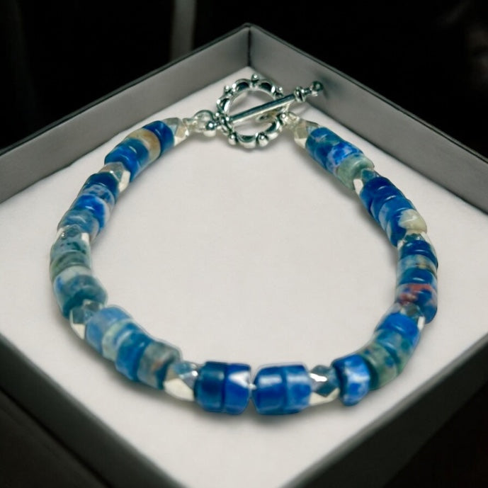 Sodalite Toggle